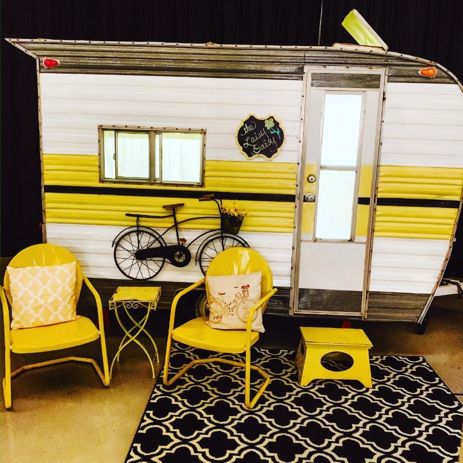Lone Star Glamp Inn Warrenton Bagian luar foto
