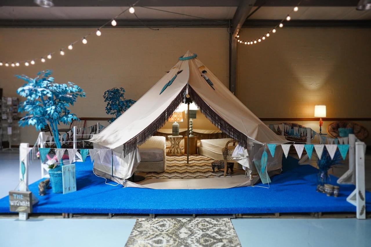 Lone Star Glamp Inn Warrenton Bagian luar foto