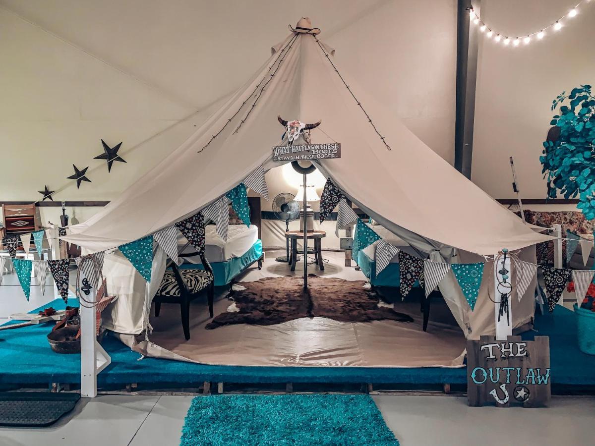 Lone Star Glamp Inn Warrenton Bagian luar foto