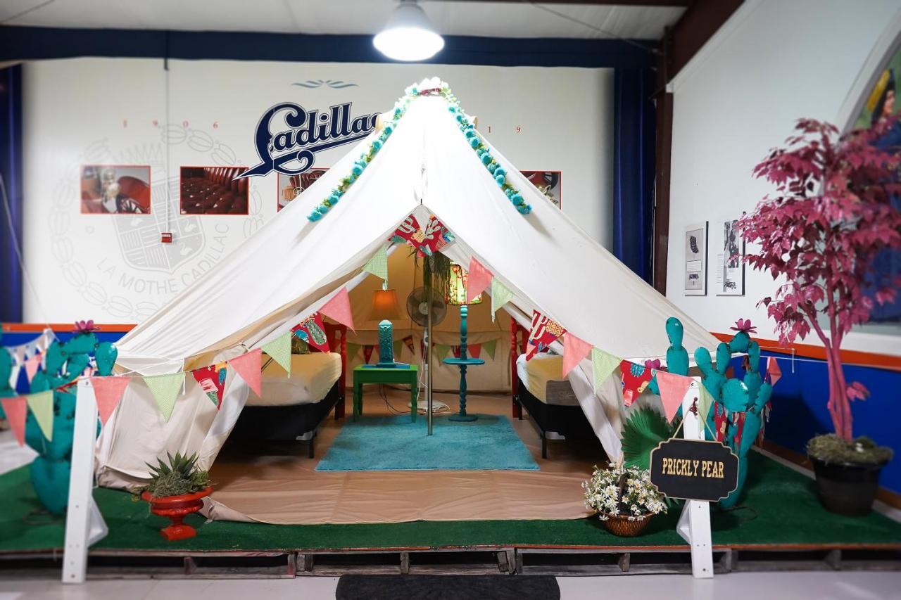 Lone Star Glamp Inn Warrenton Bagian luar foto