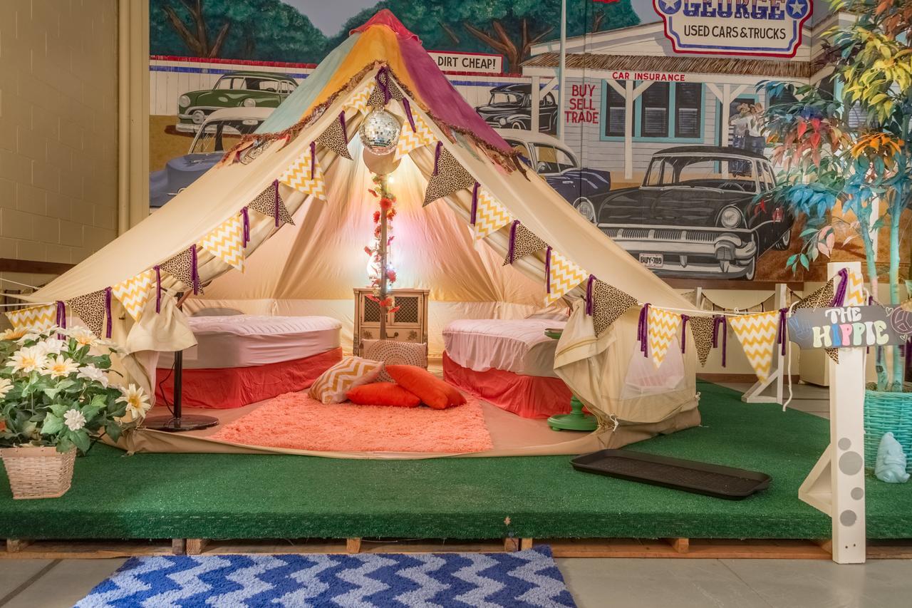 Lone Star Glamp Inn Warrenton Bagian luar foto