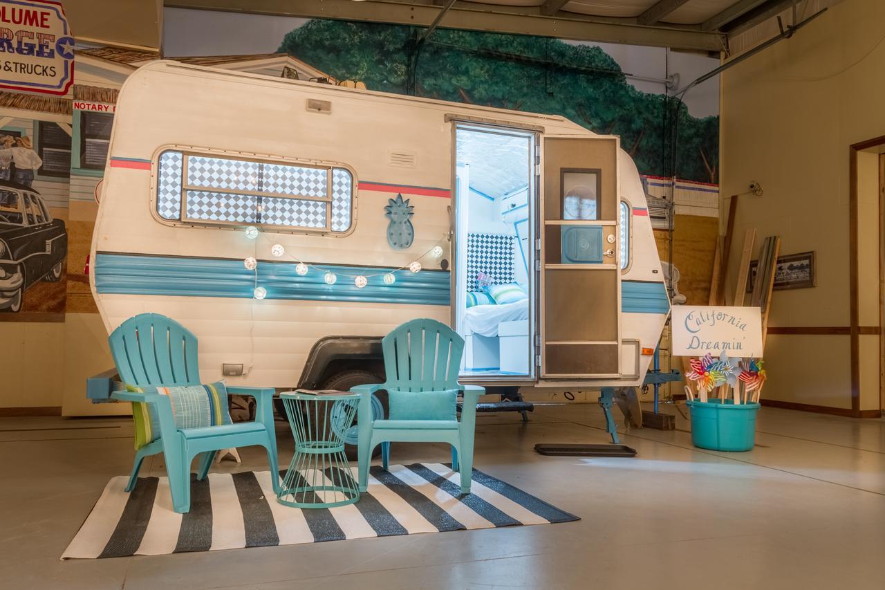Lone Star Glamp Inn Warrenton Bagian luar foto